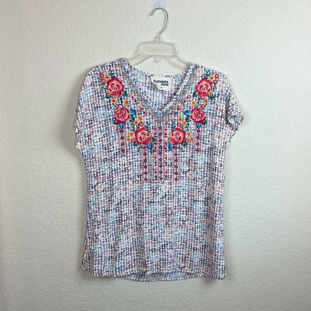 Savanna Jane floral embroidered top size Medium